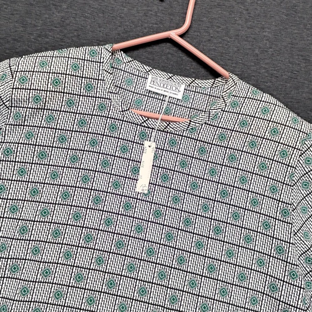 Pendleton Miss Sophisticates Top Womens 12 Short Sleeve Geometric Print Green